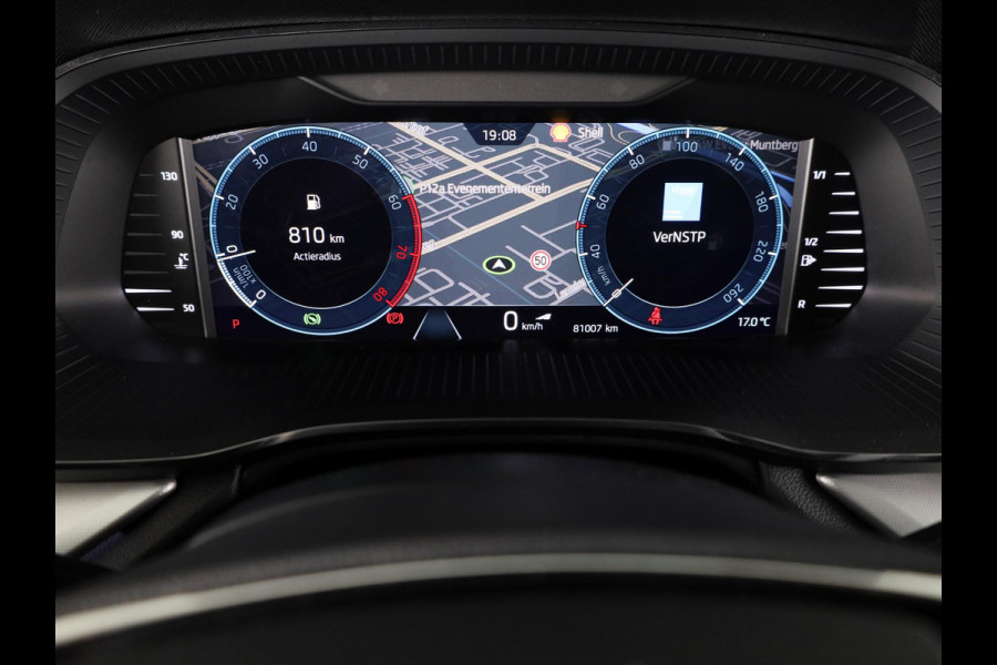 Škoda Octavia Combi 1.0 e-TSI Business Edition Plus 110 pk Automaat (DSG) | Verlengde garantie | Navigatie | Parkeersensoren | Adaptieve cruise control | Stoelverwarming |