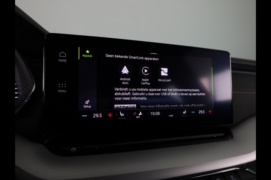 Škoda Octavia Combi 1.0 e-TSI Business Edition Plus 110 pk Automaat (DSG) | Verlengde garantie | Navigatie | Parkeersensoren | Adaptieve cruise control | Stoelverwarming |