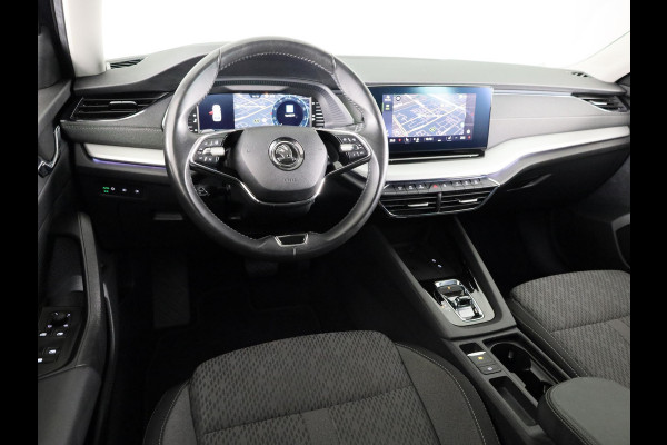 Škoda Octavia Combi 1.0 e-TSI Business Edition Plus 110 pk Automaat (DSG) | Verlengde garantie | Navigatie | Parkeersensoren | Adaptieve cruise control | Stoelverwarming |
