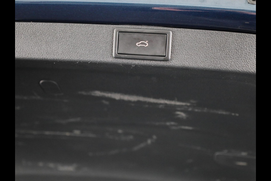 Škoda Octavia Combi 1.0 e-TSI Business Edition Plus 110 pk Automaat (DSG) | Verlengde garantie | Navigatie | Parkeersensoren | Adaptieve cruise control | Stoelverwarming |