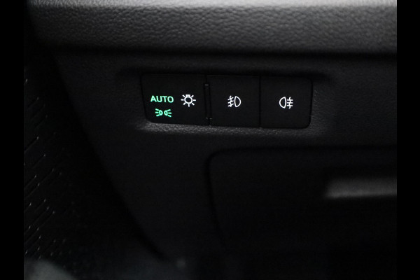 Škoda Octavia Combi 1.0 e-TSI Business Edition Plus 110 pk Automaat (DSG) | Verlengde garantie | Navigatie | Parkeersensoren | Adaptieve cruise control | Stoelverwarming |