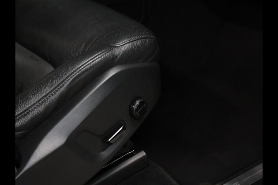 Volvo XC90 2.0 T8 Recharge AWD Business Pro [TREKHAAK, APPLE CARPLAY, ANDROID AUTO, ADAPTIVE CRUISE CONTROL, 360 CAMERA, STUURVERWARMING, STOELVERWARMING, NIEUWSTAAT]