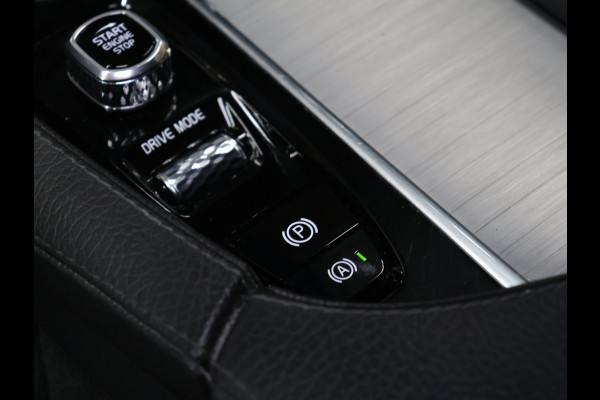 Volvo XC90 2.0 T8 Recharge AWD Business Pro [TREKHAAK, APPLE CARPLAY, ANDROID AUTO, ADAPTIVE CRUISE CONTROL, 360 CAMERA, STUURVERWARMING, STOELVERWARMING, NIEUWSTAAT]