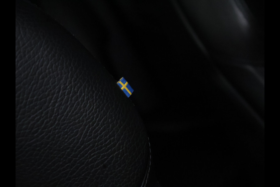 Volvo XC90 2.0 T8 Recharge AWD Business Pro [TREKHAAK, APPLE CARPLAY, ANDROID AUTO, ADAPTIVE CRUISE CONTROL, 360 CAMERA, STUURVERWARMING, STOELVERWARMING, NIEUWSTAAT]