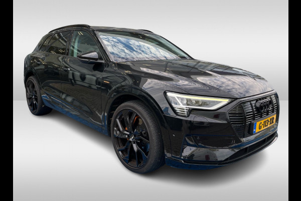 Audi e-tron e-tron 50 quattro Launch edition plus 71 kWh / Panoramadak / Leder / 20'' / Luchtvering / Parkeerhulp V+A / ACC / Navigatie / Stoelverwarming