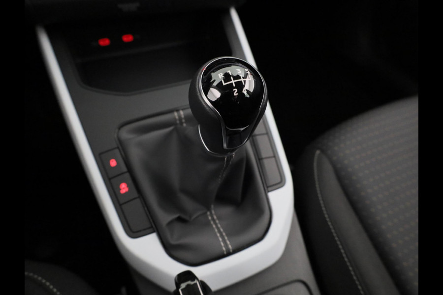 Seat Arona 1.0 TSI Style 95 pk | Verlengde garantie | Navigatie via App | Parkeersensoren achter | LED koplampen | Autom. airco |