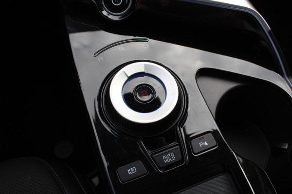 Kia Ev6 Plus 77.4 kWh / SOH 96% / Trekhaak / Camera / Keyless / ACC / Leder / Navigatie / 19'' / Stoelventilatie / Dodehoek / DAB / Warmtepomp / Premium audio