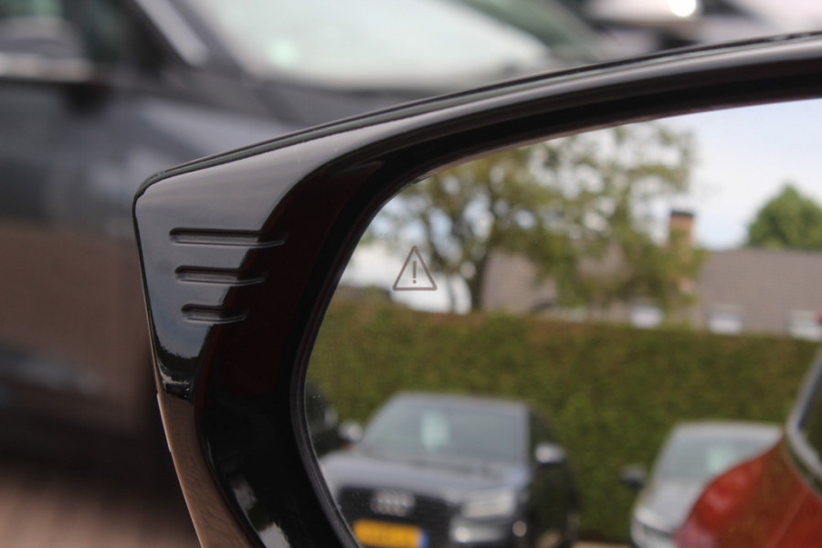 Kia Ev6 Plus 77.4 kWh / SOH 96% / Trekhaak / Camera / Keyless / ACC / Leder / Navigatie / 19'' / Stoelventilatie / Dodehoek / DAB / Warmtepomp / Premium audio