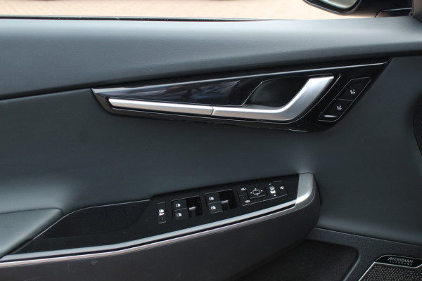 Kia Ev6 Plus 77.4 kWh / SOH 96% / Trekhaak / Camera / Keyless / ACC / Leder / Navigatie / 19'' / Stoelventilatie / Dodehoek / DAB / Warmtepomp / Premium audio