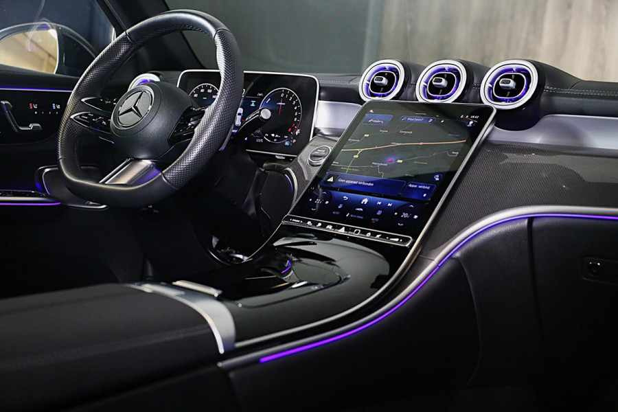 Mercedes-Benz GLC 300e 4MATIC AMG 63 Look / Massage / Head Up / Memory / Open Pano / 360 Camera / Acc / Trekhaak / Led / 20