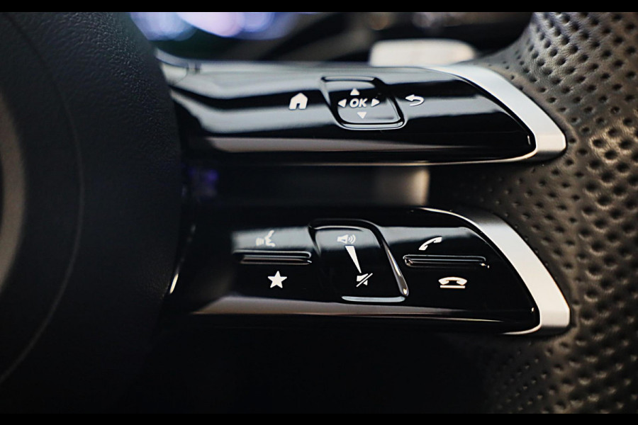 Mercedes-Benz GLC 300e 4MATIC AMG 63 Look / Massage / Head Up / Memory / Open Pano / 360 Camera / Acc / Trekhaak / Led / 20