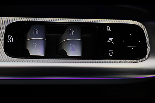 Mercedes-Benz GLC 300e 4MATIC AMG 63 Look / Massage / Head Up / Memory / Open Pano / 360 Camera / Acc / Trekhaak / Led / 20