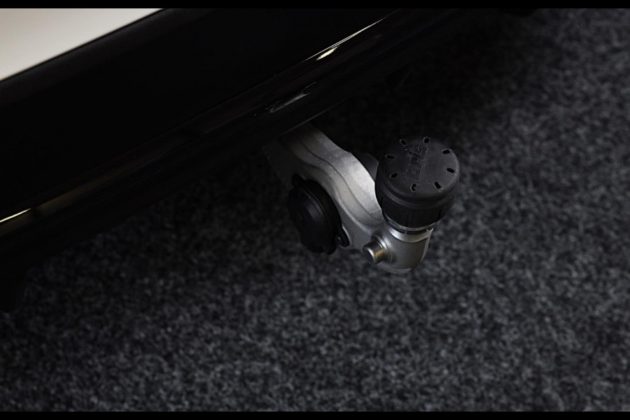 Mercedes-Benz GLC 300e 4MATIC AMG 63 Look / Massage / Head Up / Memory / Open Pano / 360 Camera / Acc / Trekhaak / Led / 20