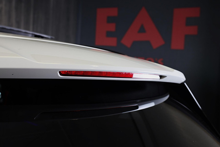 Mercedes-Benz GLC 300e 4MATIC AMG 63 Look / Massage / Head Up / Memory / Open Pano / 360 Camera / Acc / Trekhaak / Led / 20