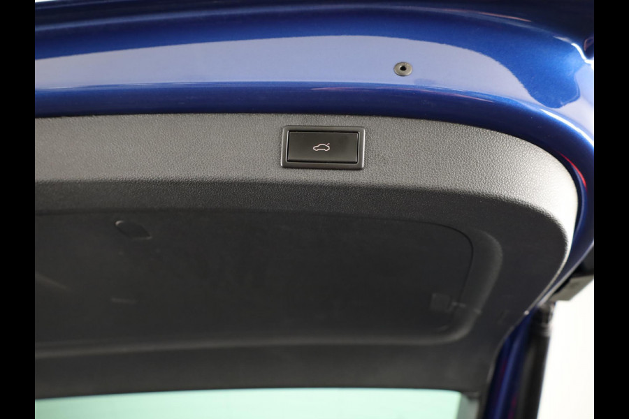 Škoda Kodiaq 1.5 TSI Limited Business Edition 150 pk Automaat (DSG) | Navigatie | Canton Soundsystem | Achteruitrijcamera | Keyless | LED koplampen | Elektr. achterklep |