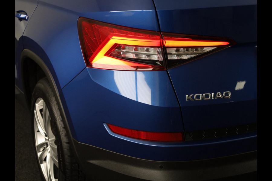 Škoda Kodiaq 1.5 TSI Limited Business Edition 150 pk Automaat (DSG) | Navigatie | Canton Soundsystem | Achteruitrijcamera | Keyless | LED koplampen | Elektr. achterklep |