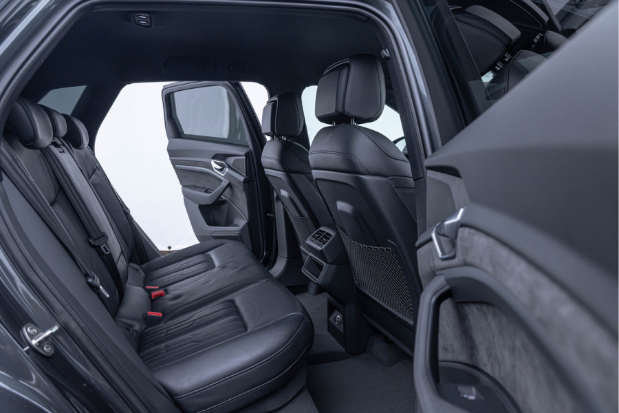 Audi e-tron 55 Quattro 408pk Trekhaak ACC Contourstoelen Luchtv.