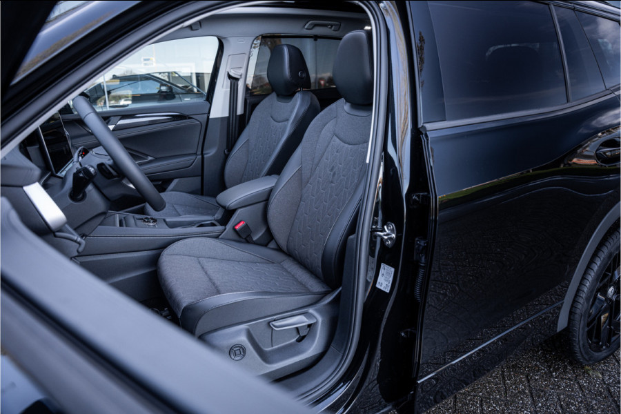 Volkswagen Tayron 1.5 eTSI Life Edition 7p. ** 20inch ** Panodak ** Trekhaak