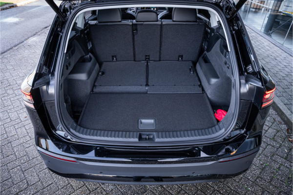 Volkswagen Tayron 1.5 eTSI Life Edition 7p. ** 20inch ** Panodak ** Trekhaak