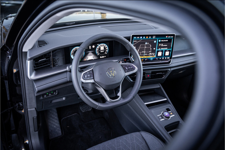 Volkswagen Tayron 1.5 eTSI Life Edition 7p. ** 20inch ** Panodak ** Trekhaak