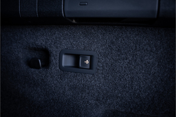 Volkswagen Tayron 1.5 eTSI Life Edition 7p. ** 20inch ** Panodak ** Trekhaak