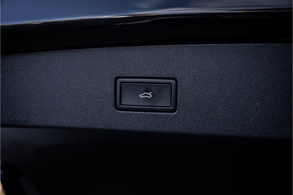 Volkswagen Tayron 1.5 eTSI Life Edition 7p. ** 20inch ** Panodak ** Trekhaak