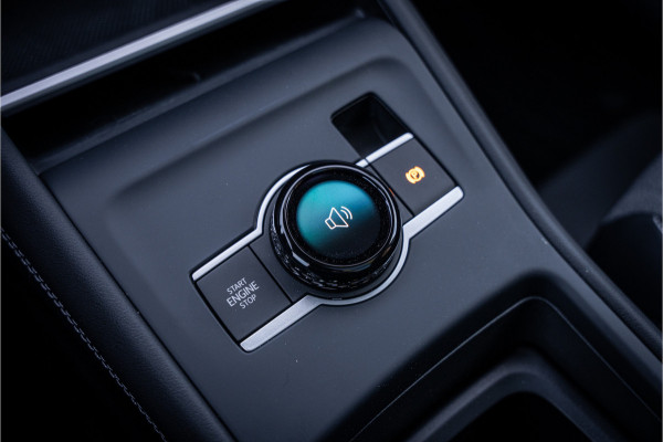 Volkswagen Tayron 1.5 eTSI Life Edition 7p. ** 20inch ** Panodak ** Trekhaak