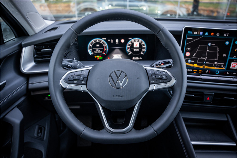 Volkswagen Tayron 1.5 eTSI Life Edition 7p. ** 20inch ** Panodak ** Trekhaak