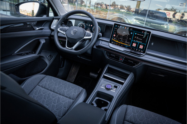 Volkswagen Tayron 1.5 eTSI Life Edition 7p. ** 20inch ** Panodak ** Trekhaak