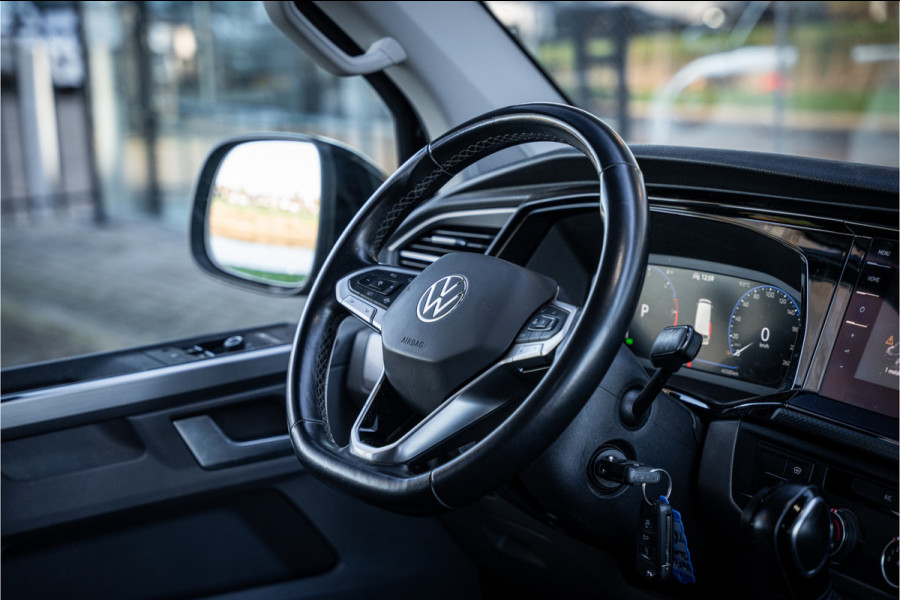 Volkswagen Transporter 2.0 TDI L2H1 30 DC Bulli 150pk Automaat ** Leder ** JB Edition **