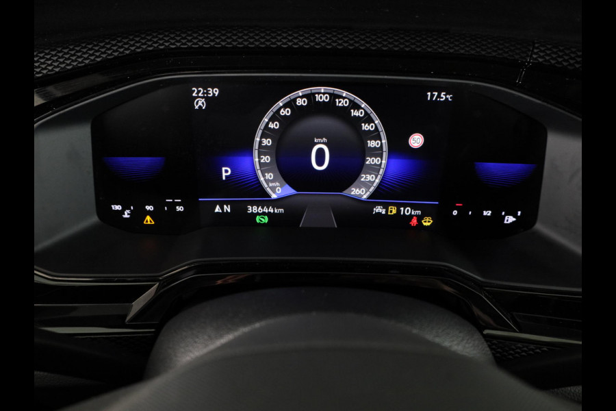 Volkswagen Taigo 1.0 TSI Life 110 pk Automaat (DSG) | Verlengde garantie | Navigatie | Parkeersensoren | Achteruitrijcamera | Stoelverwarming |