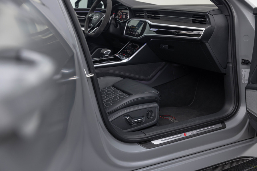 Audi RS6 Avant 4.0 TFSI 600pk Quattro Keramisch B&O Advanced HuD Dynamic+ Carbon