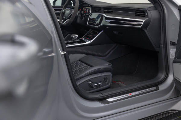 Audi RS6 Avant 4.0 TFSI 600pk Quattro Keramisch B&O Advanced HuD Dynamic+ Carbon