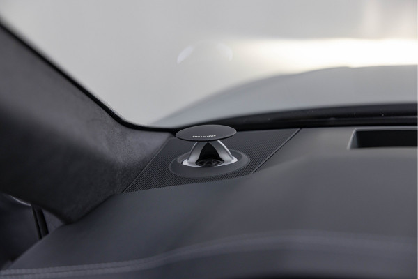 Audi RS6 Avant 4.0 TFSI 600pk Quattro Keramisch B&O Advanced HuD Dynamic+ Carbon