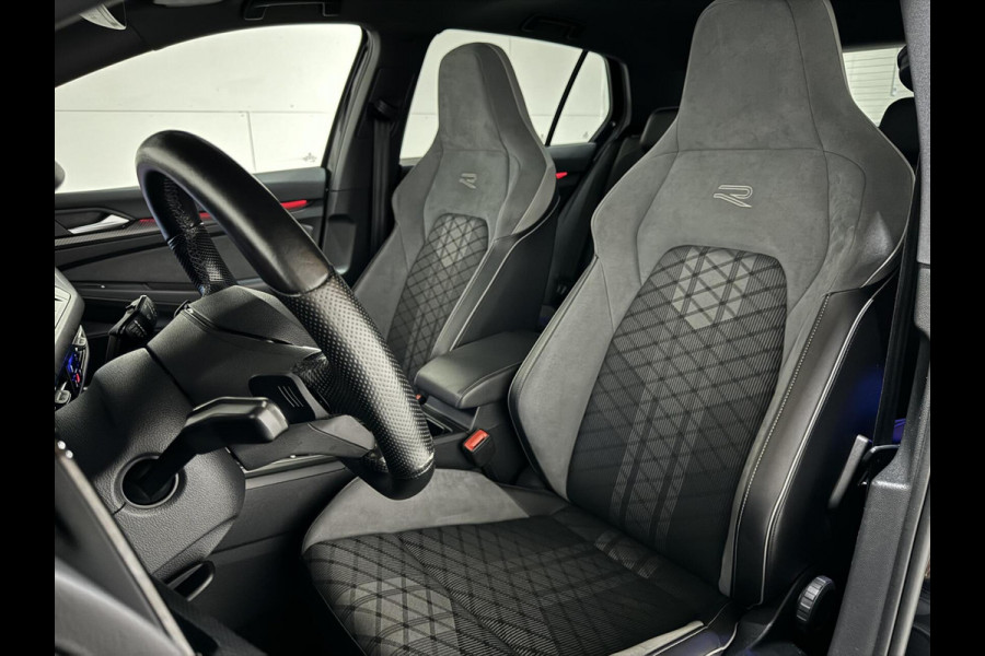 Volkswagen Golf 1.5 eTSI R-Line Pano Harman/Kardon Carplay Sfeer