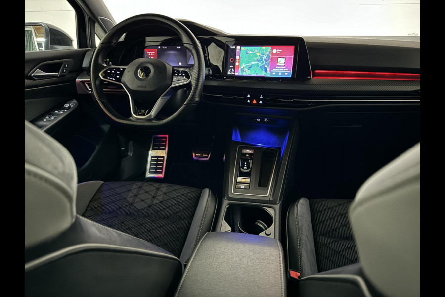 Volkswagen Golf 1.5 eTSI R-Line Pano Harman/Kardon Carplay Sfeer