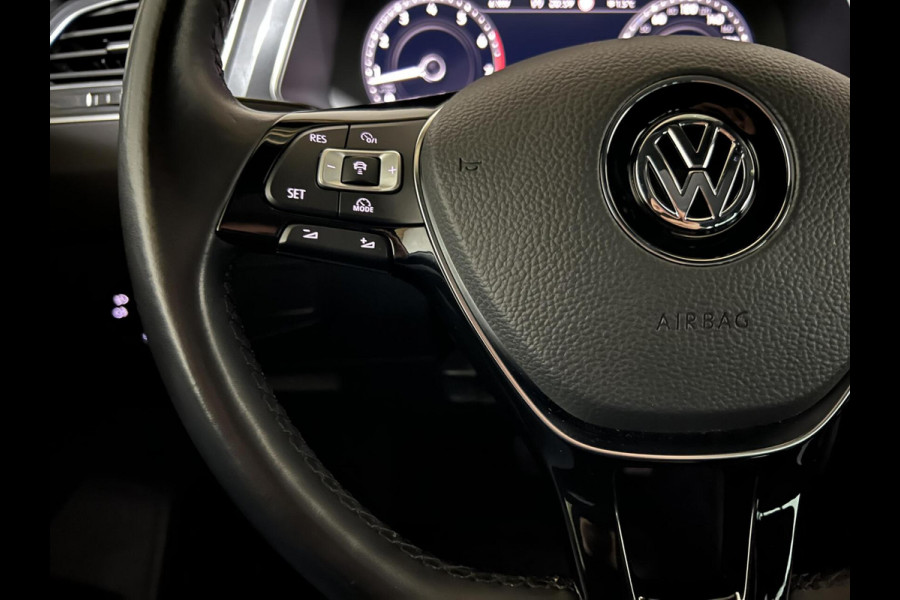 Volkswagen Tiguan 1.4 TSI R-Line Pano Virtual Massage Trekh. NAP