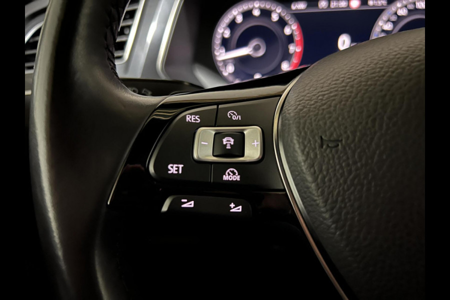 Volkswagen Tiguan 1.4 TSI R-Line Pano Virtual Massage Trekh. NAP