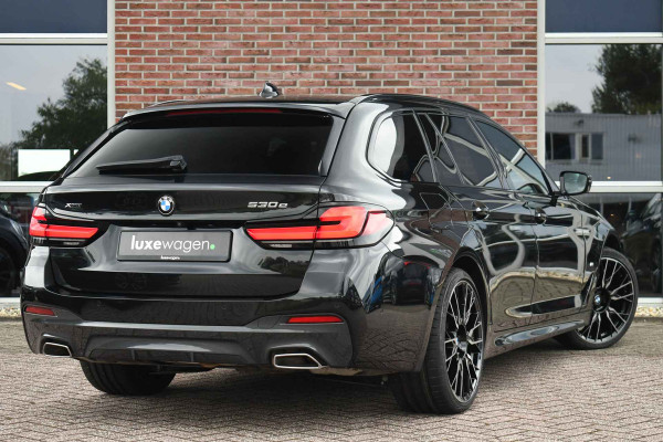 BMW 5 Serie Touring 530e xDrive M-Sport Pano ACC H/K HUD 19inch