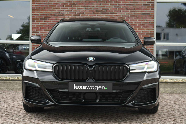 BMW 5 Serie Touring 530e xDrive M-Sport Pano ACC H/K HUD 19inch