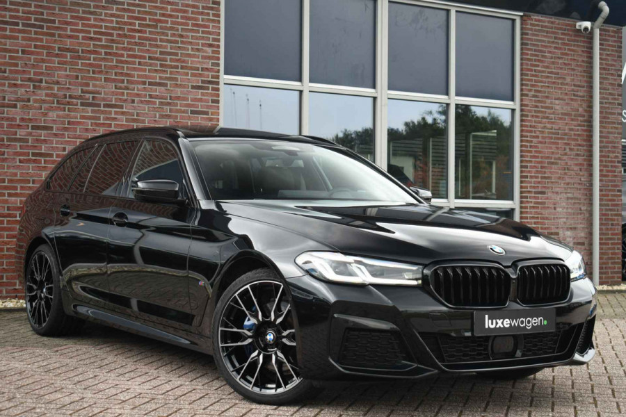 BMW 5 Serie Touring 530e xDrive M-Sport Pano ACC H/K HUD 19inch
