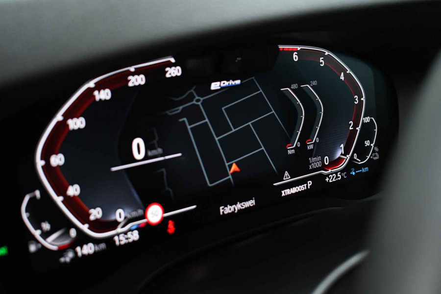 BMW 5 Serie 530e xDrive M-Sport Pano ACC H/K HUD Comf-zetels DAB