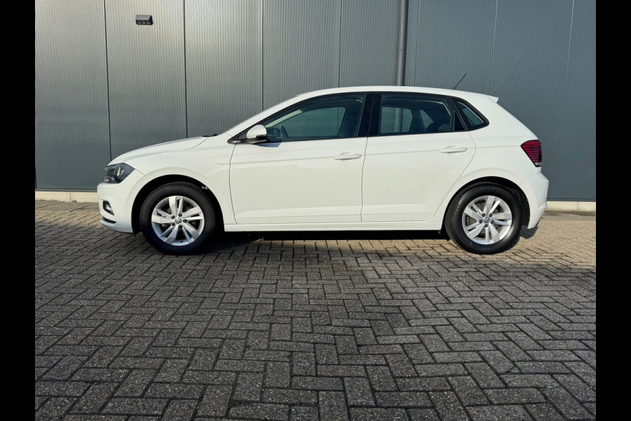 Volkswagen Polo 1.0 TSI 95pk Comfortline * Navigatie * Lm Velgen * Adaptieve Cruise Control *