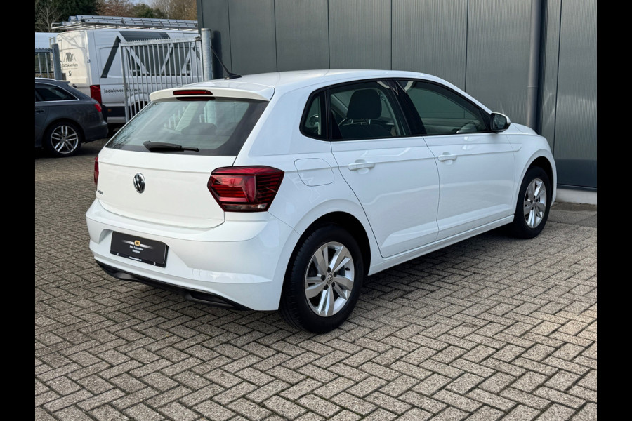 Volkswagen Polo 1.0 TSI 95pk Comfortline * Navigatie * Lm Velgen * Adaptieve Cruise Control *