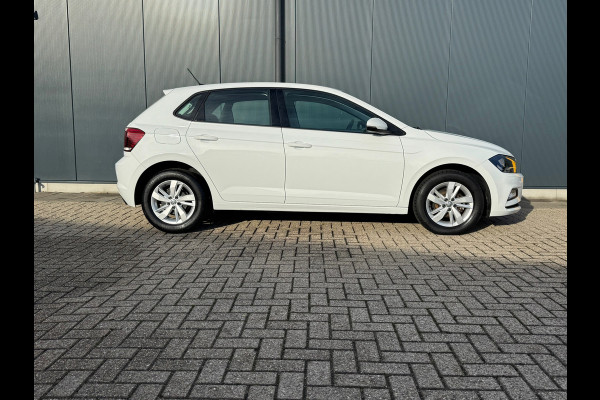 Volkswagen Polo 1.0 TSI 95pk Comfortline * Navigatie * Lm Velgen * Adaptieve Cruise Control *