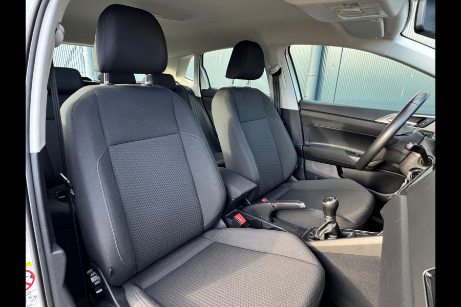 Volkswagen Polo 1.0 TSI 95pk Comfortline * Navigatie * Lm Velgen * Adaptieve Cruise Control *