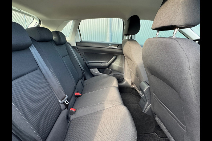 Volkswagen Polo 1.0 TSI 95pk Comfortline * Navigatie * Lm Velgen * Adaptieve Cruise Control *
