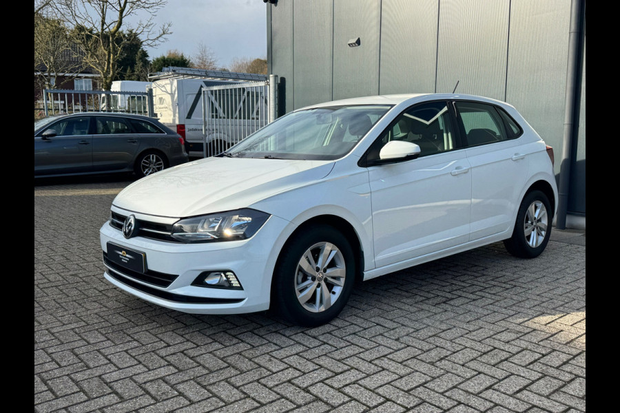 Volkswagen Polo 1.0 TSI 95pk Comfortline * Navigatie * Lm Velgen * Adaptieve Cruise Control *