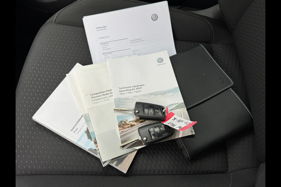 Volkswagen Polo 1.0 TSI 95pk Comfortline * Navigatie * Lm Velgen * Adaptieve Cruise Control *