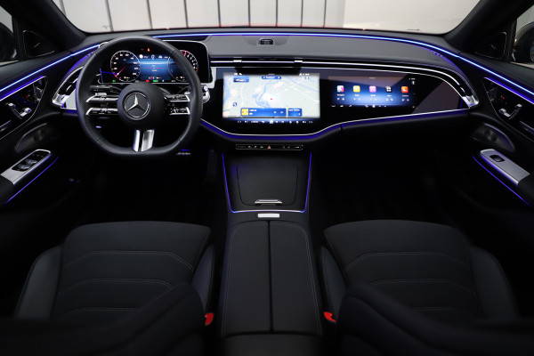 Mercedes-Benz E-Klasse 400e AMG 4-Matic | 381PK | Luchtvering | Achterasbesturing | Head-up | Burmester 4D | Keyless-go | Pano | Distronic | 2024.